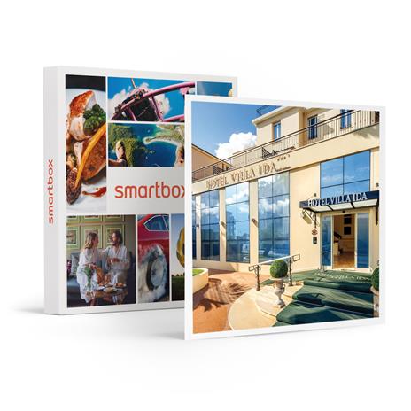 SMARTBOX - 1 notte in Riviera con romantico aperitivo e noleggio e-bike - Cofanetto regalo