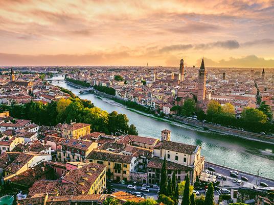 SMARTBOX - 1 romantica notte a Verona presso l'Hotel Giulietta - Cofanetto regalo - 7