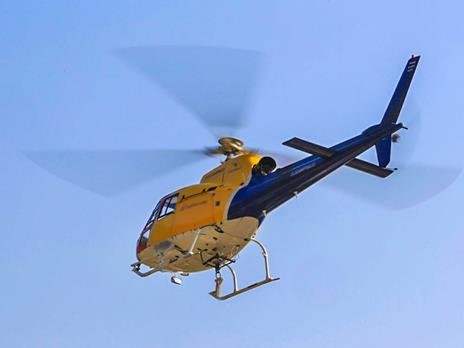 SMARTBOX - Trentino dallalto: tour di gruppo in elicottero di 15 min sull'Adamello e Gruppo del Brenta - Cofanetto regalo - 7