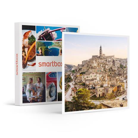 SMARTBOX - Tra i Sassi di Matera: tour guidato con 1 notte in camera Suite, SPA, colazione e pranzo - Cofanetto regalo