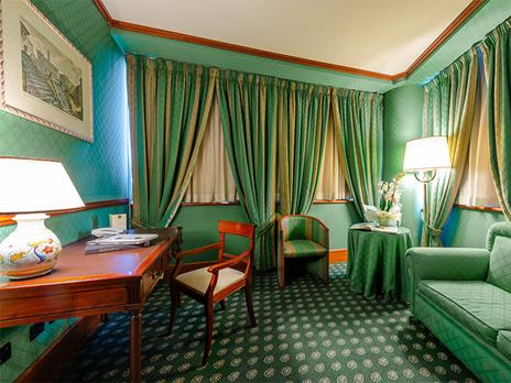 SMARTBOX - Fuga a Tivoli Terme: 1 notte in camera, 1 percorso termale con kit Spa e 1 pranzo wellness - Cofanetto regalo - 7