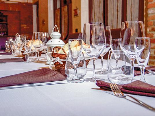 SMARTBOX - Romantica cena tradizionale nelle Langhe - Cofanetto regalo - 2