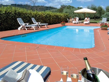 SMARTBOX - Sulle colline fiorentine: 2 notti in camera Deluxe con idromassaggio e sauna - Cofanetto regalo - 4