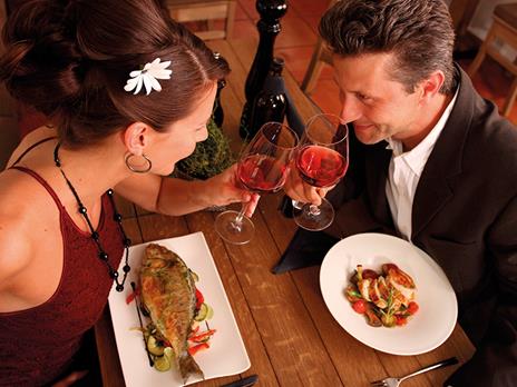 SMARTBOX - Fuga in Italia con cena romantica - Cofanetto regalo - 3