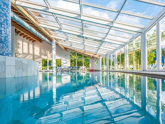 SMARTBOX - Momenti di gusto e relax: 1 notte con pausa benessere e 1 deliziosa cena - Cofanetto regalo - 5