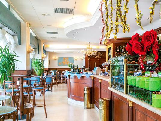 SMARTBOX - Parentesi di relax e gusto: 1 aperitivo o degustazione e 1 accesso Spa per 2 persone - Cofanetto regalo - 8