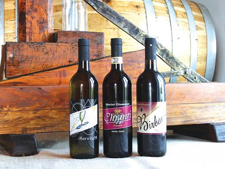 SMARTBOX - Natura, calici e delizie: 1 notte in tipici B&B con gustosa degustazione enogastronomica - Cofanetto regalo - 8