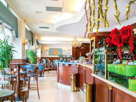 SMARTBOX - Alle terme con gusto: 1 rilassante giornata in Spa con aperitivo o degustazione per 2 - Cofanetto regalo - 8