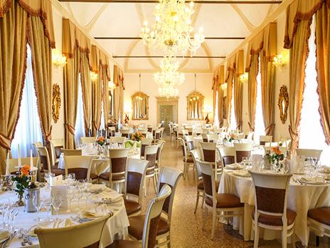 SMARTBOX - Romantiche pause gourmet in ristoranti esclusivi - Cofanetto regalo - 3