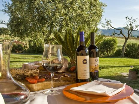 SMARTBOX - Romantica degustazione e cena in agriturismo - Cofanetto regalo - 3