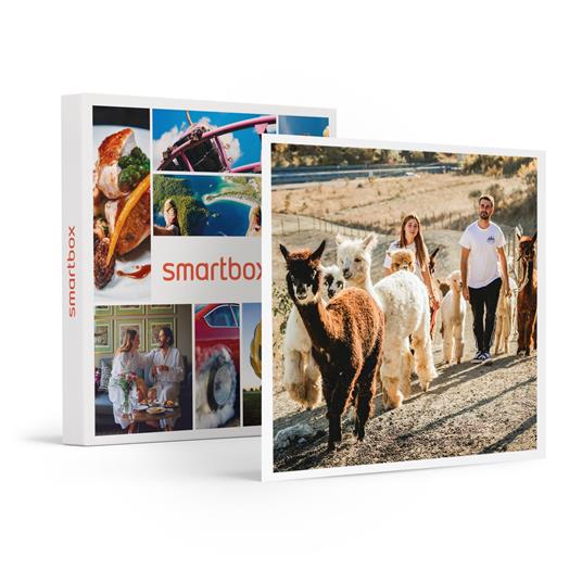 SMARTBOX - Passeggiata coccolosa: slow trekking con alpaca a Siena per 2 adulti e 2 bambini - Cofanetto regalo