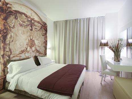 SMARTBOX - Città dItalia: romantica fuga di 1 notte in hotel 4* - Cofanetto regalo - 7