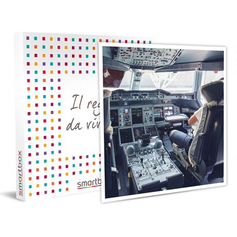 SMARTBOX - Emozioni in cabina di pilotaggio: 1 volo di 1h su simulatore - Cofanetto regalo