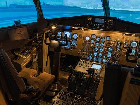 SMARTBOX - Emozioni in cabina di pilotaggio: 1 volo di 1h su simulatore - Cofanetto regalo - 2