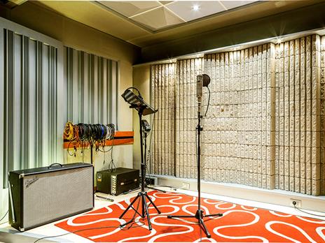 SMARTBOX - Passione per la musica: sessione di registrazione in studio professionale con fonico - Cofanetto regalo - 3