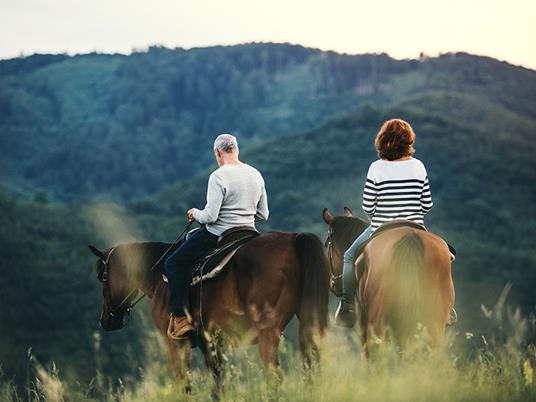SMARTBOX - Un Natale di relax, avventure o momenti gourmet per mamma - Cofanetto regalo - 2