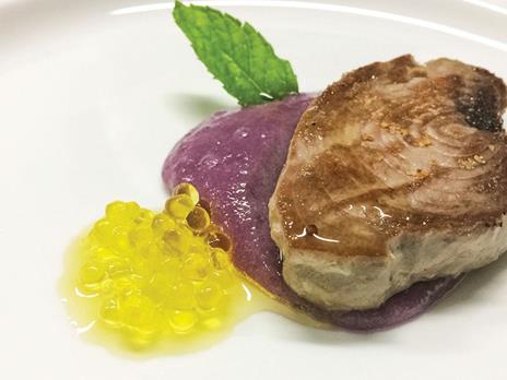 SMARTBOX - Emozioni a tavola: 1 cena gourmet per 2 - Cofanetto regalo - 4