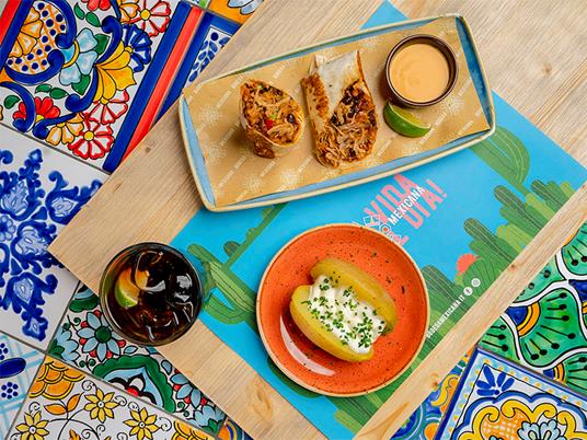 SMARTBOX - Bodega Mexicana in famiglia: 2 burrito e 2 menù per bimbi con churros e bibite - Cofanetto regalo - 3