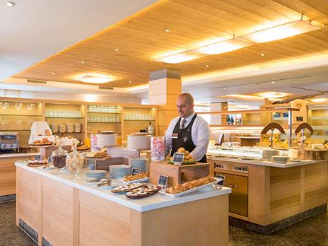 SMARTBOX - Paradiso tra le Alpi: 1 notte in resort 4* con Spa a Livigno - Cofanetto regalo - 4