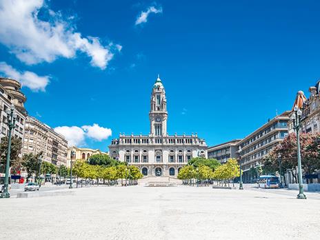 SMARTBOX - Natale a spasso per lEuropa: 3 giorni in hotel stellati o B&B - Cofanetto regalo - 4