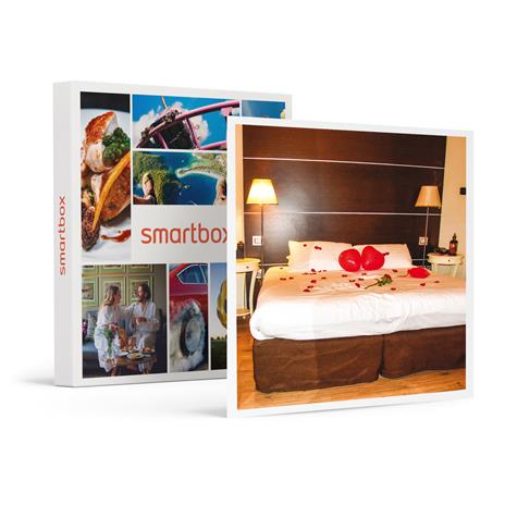 SMARTBOX - Palloncini a cuore, candele, dolce e Prosecco per 1 romantica notte a Milano - Cofanetto regalo