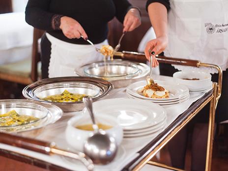 SMARTBOX - I sapori dellEmilia Romagna: 1 cena gourmet in ristoranti selezionati per 2 - Cofanetto regalo - 4