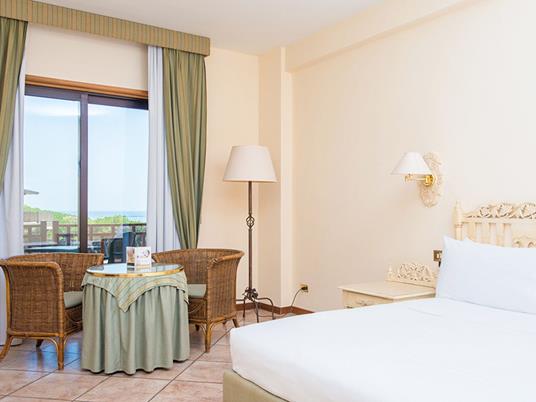 SMARTBOX - Relax e buon cibo in Campania: 1 notte con accesso alla Spa e cena in hotel 3* e 4* - Cofanetto regalo - 3