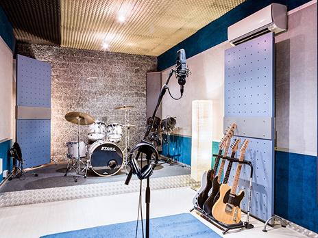 SMARTBOX - Musica al top: 1 ora di registrazione con fonico nel più grande studio d'Italia a Milano - Cofanetto regalo - 7