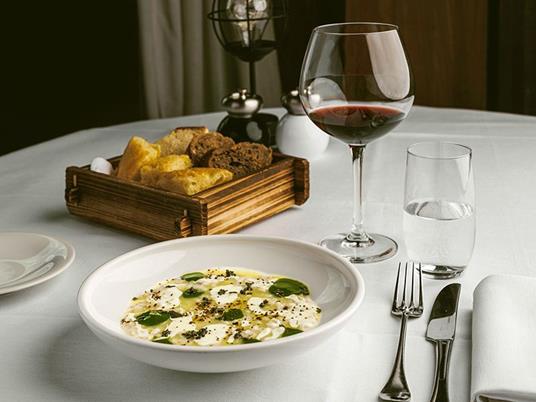 SMARTBOX - Relax a Livigno: 2 notti in hotel 4* con cena, Spa e piscina esterna riscaldata - Cofanetto regalo - 3