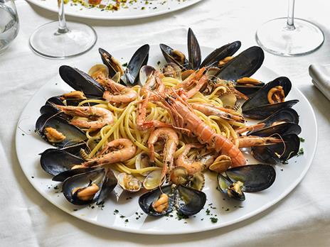 SMARTBOX - Insieme con gusto: 1 romantica cena gourmet in riva allArno, a Firenze - Cofanetto regalo - 5