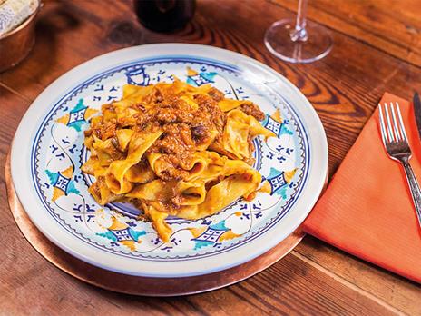 SMARTBOX - Insieme con gusto: 1 romantica cena gourmet in riva allArno, a Firenze - Cofanetto regalo - 7