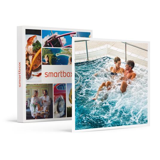SMARTBOX - Benessere di coppia: 1 romantica notte e accesso alle piscine termali - Cofanetto regalo
