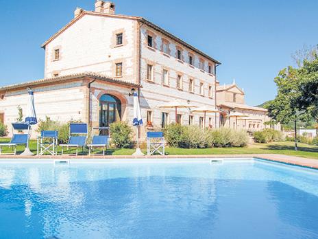 SMARTBOX - Amore, coccole e relax: soggiorno di coppia con possibile cena o pausa benessere - Cofanetto regalo - 4