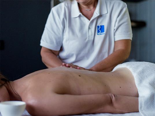 SMARTBOX - Amore tra coccole e Spa: accesso per 2 alle migliori Spa e centri benessere - Cofanetto regalo - 3