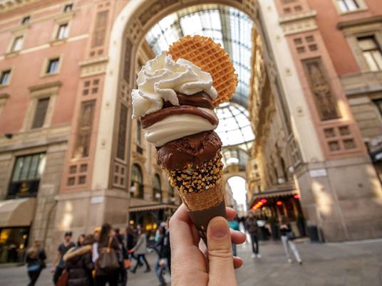 SMARTBOX - Milano da bere: aperitivo e street food tour - Cofanetto regalo - 7