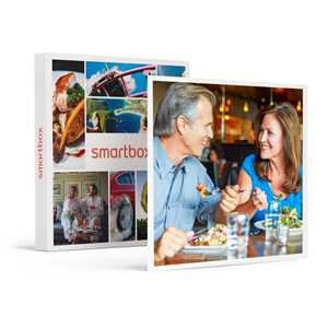 Idee regalo SMARTBOX - A cena con papà: 1 cena per 2 con vino per la festa del papà - Cofanetto regalo Smartbox