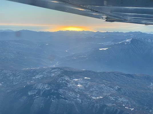 SMARTBOX - Tra cielo e lago: 1 volo panoramico in ultraleggero sul Lago dIseo - Cofanetto regalo FU12225