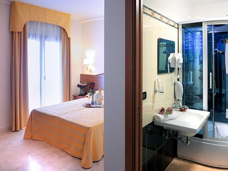 SMARTBOX - Alla scoperta del Lazio con soggiorni, cene, attività relax o sportive per 2 - Cofanetto regalo - 3