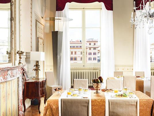 SMARTBOX - Suite fiorentina: 1 notte di lusso in hotel 4* a Firenze - Cofanetto regalo - 3