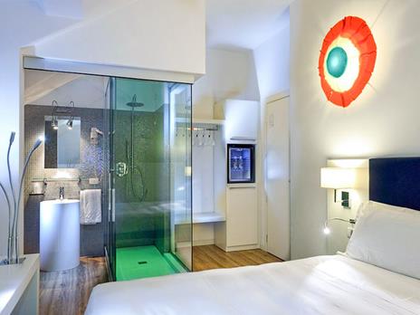 SMARTBOX - Benessere a quattro stelle: 1 notte con massaggio in hotel 4* a Mestre - Cofanetto regalo - 3