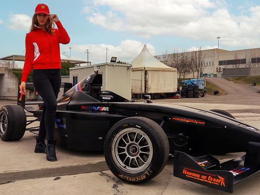 SMARTBOX - A tutta velocità a Castelletto di Branduzzo: offerta speciale per 1 sessione in Formula 4 - Cofanetto regalo - 4