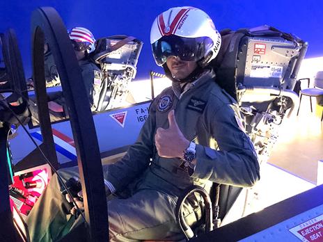 SMARTBOX Top Gun per un giorno: volo su simulatore Caccia F18 di 1h ed esperienza in simulatore Airbus 320 Cofanetto regalo - 4