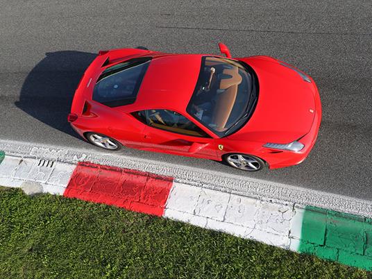 SMARTBOX - 1 appassionante giro al volante di una Ferrari 458 Italia sul Circuito di Vairano - Cofanetto regalo - 3