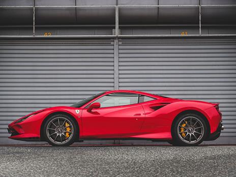 SMARTBOX - 1 giro a tutto gas su una Ferrari 488 GTB presso lAutodromo di Vairano - Cofanetto regalo - 2