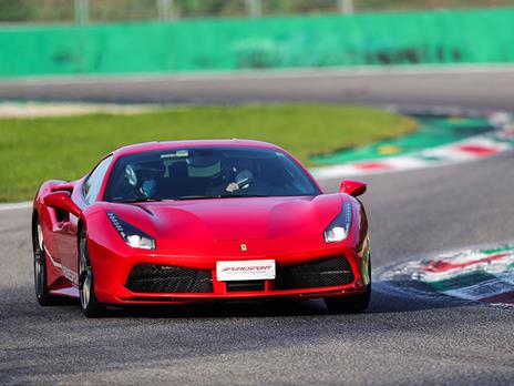SMARTBOX - 1 giro a tutto gas su una Ferrari 488 GTB presso lAutodromo di Vairano - Cofanetto regalo - 3