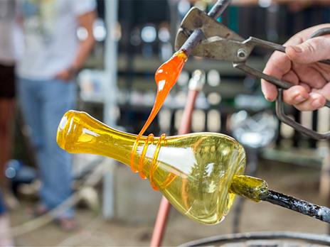 SMARTBOX - Tour giornaliero tra Murano, Burano e Torcello per 2 adulti e 2 bambini - Cofanetto regalo - 3