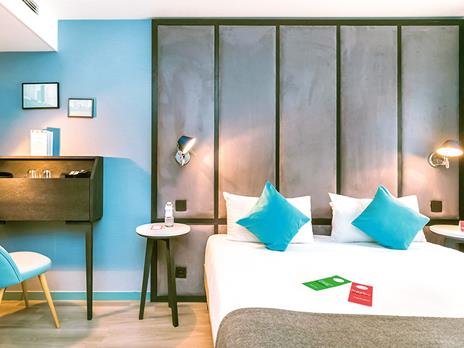 SMARTBOX - Alla scoperta della Ville Lumière a Natale: 3 giorni a Parigi per 2 - Cofanetto regalo - 6