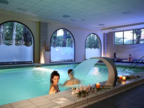 SMARTBOX - Benessere alle Terme Pompeo con percorso Nature Spa e pranzo per 2 - Cofanetto regalo - 2