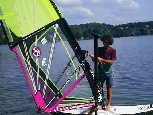 SMARTBOX - 1 lezione di windsurf sul Lago Maggiore per te - Cofanetto regalo - 4