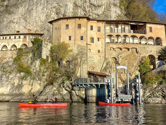 SMARTBOX - 2h di emozioni in canoa canadese sul Lago Maggiore per 2 persone - Cofanetto regalo - 3